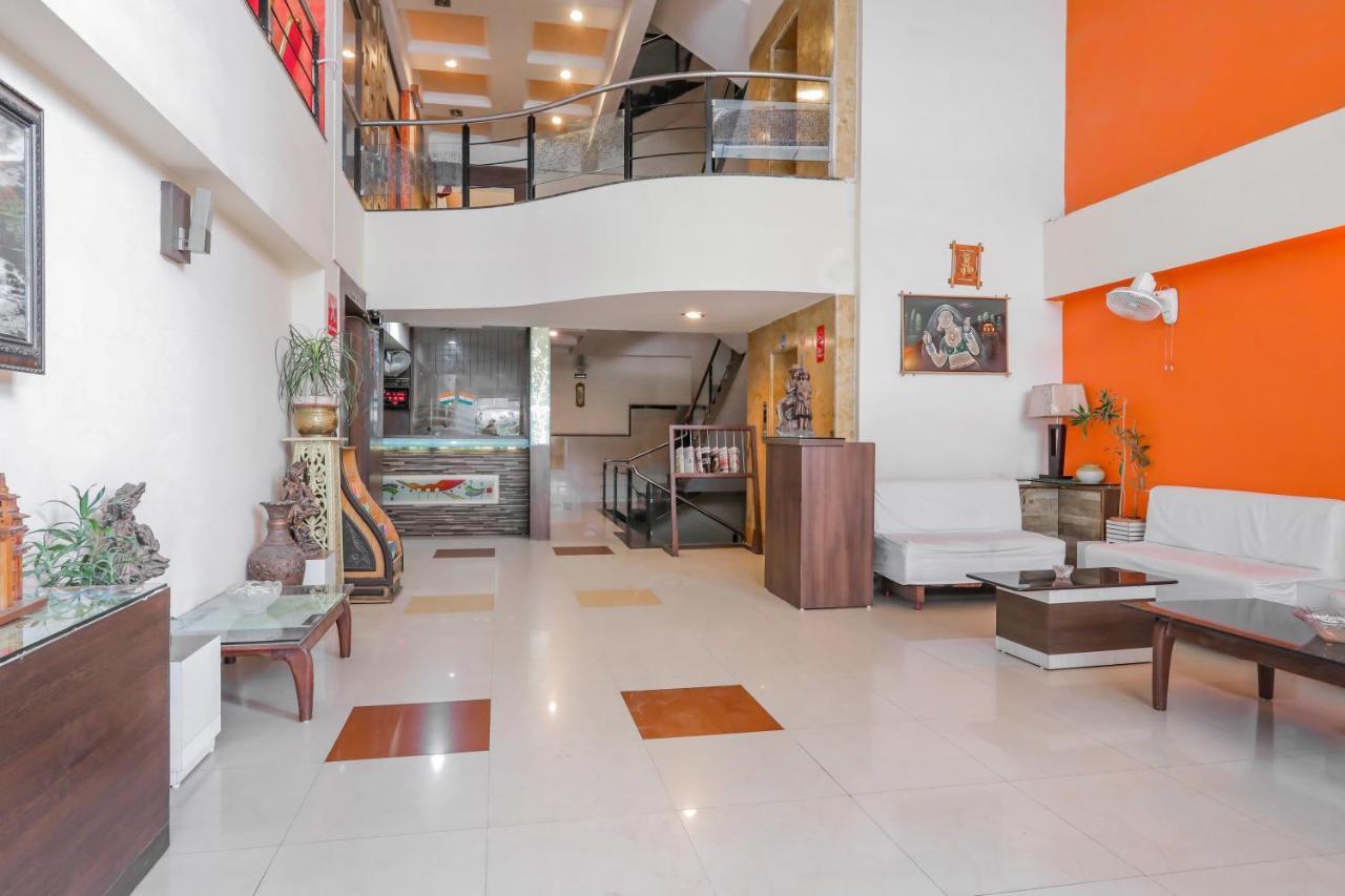 Treebo Trend Paradise, Indore Hotel Esterno foto