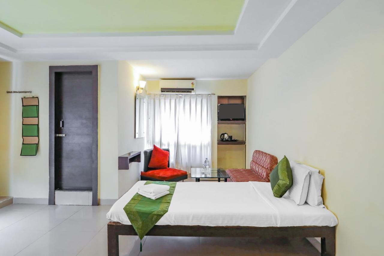 Treebo Trend Paradise, Indore Hotel Esterno foto