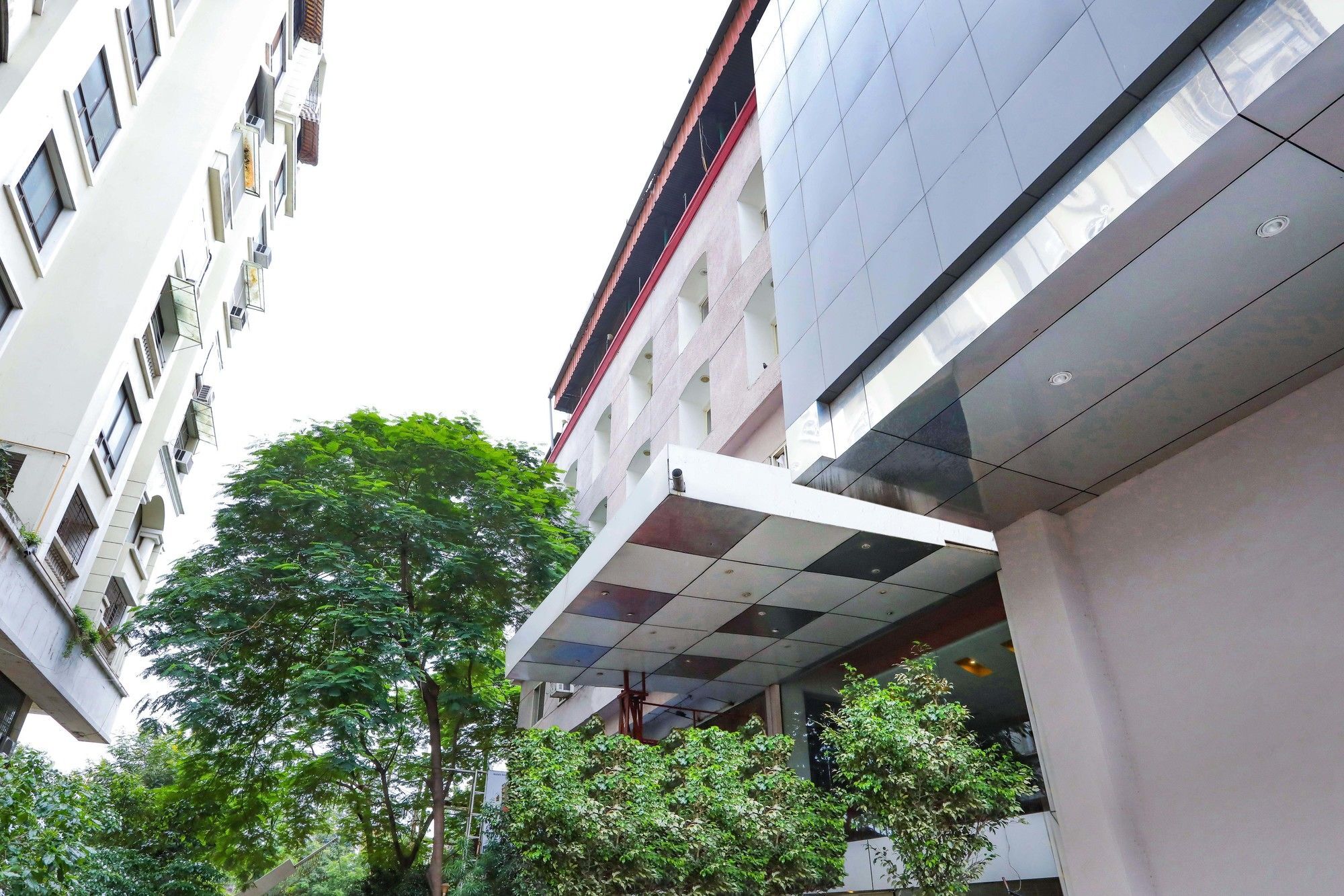 Treebo Trend Paradise, Indore Hotel Esterno foto